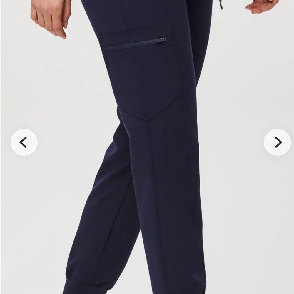 Figs maternity zamora xs scrub pants